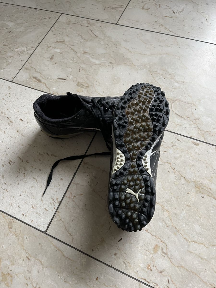 Puma Scarpe da uomo: Fussballschuhe Puma Gr. 43 – Usato da Zürich venduto da klente 1