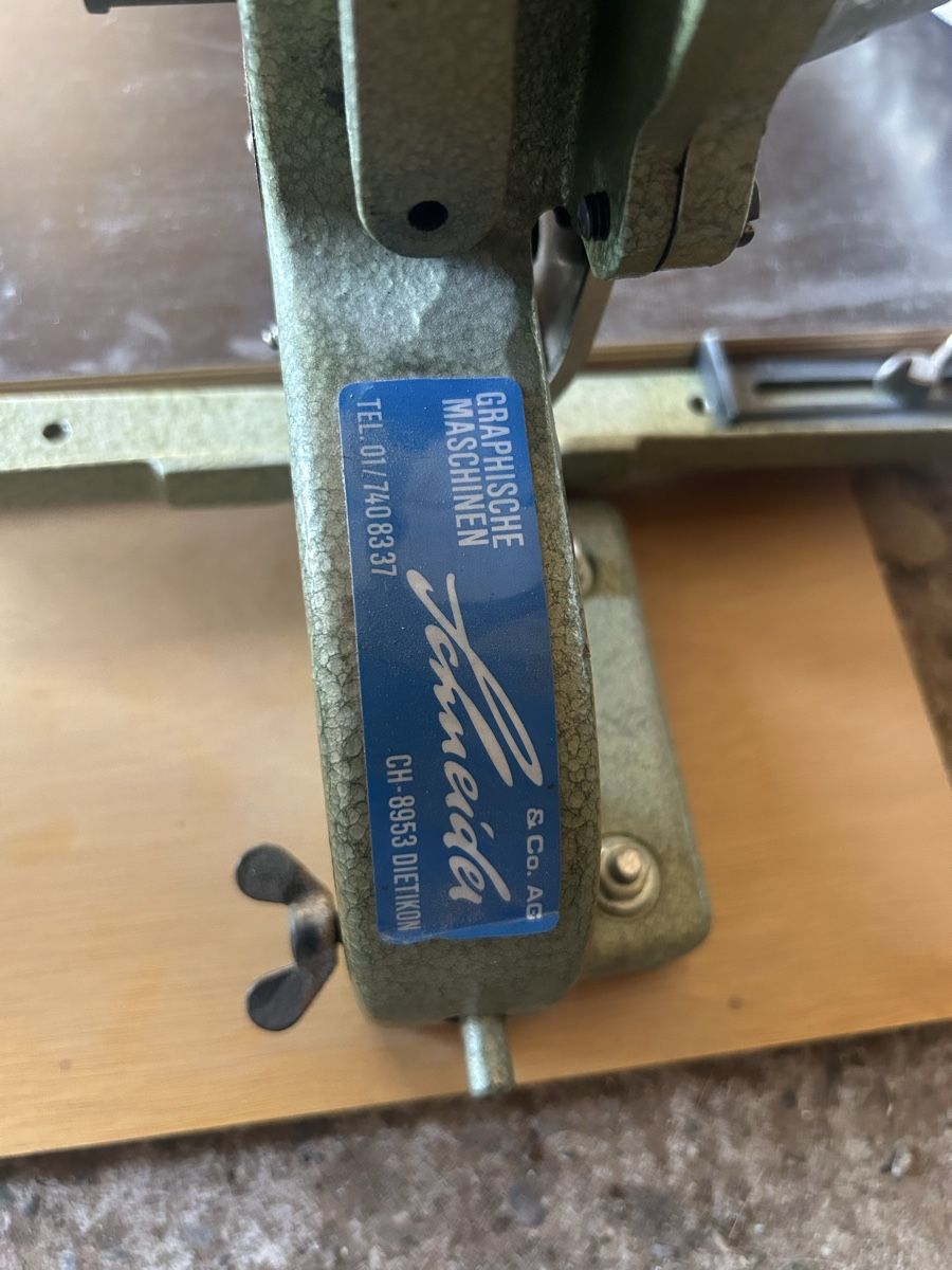 Tutte le macchine: Ösmaschine Ösenpresse – Usato da kehrsatz venduto da joco02 4
