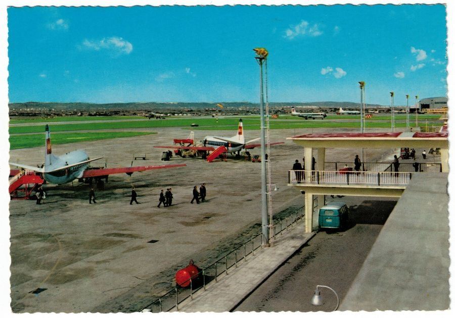 Cartoline postali: Malta, Air Terminal Luqa, um 1960-65 – Usato da Frauenfeld venduto da POML