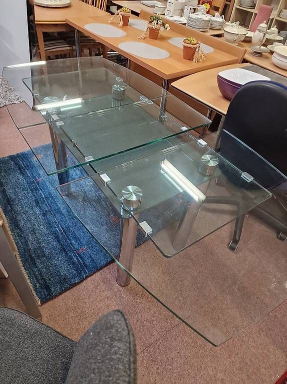 Tische: Esstisch aus Glas – Gebraucht aus Basel von FETAG_Brocki 2