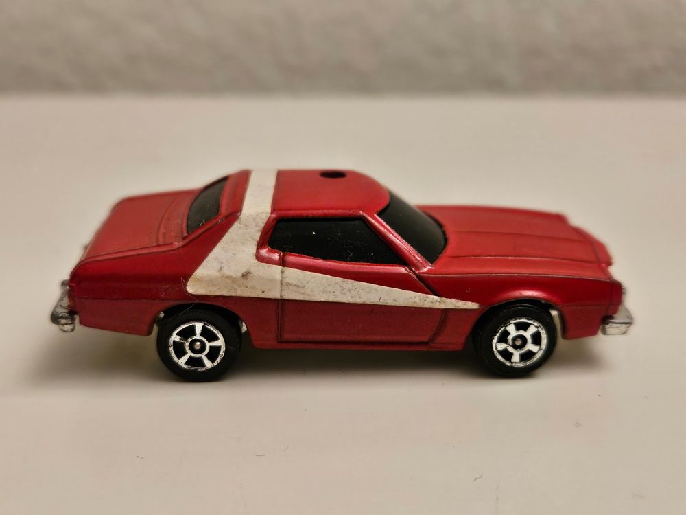 Corgi Toys Ford Torino 1/36 Starsky & Hutch édition Great Britain Avec Antennes