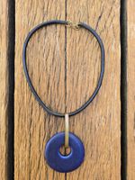 Schmuck: Collier Leder mit Keramikanhänger