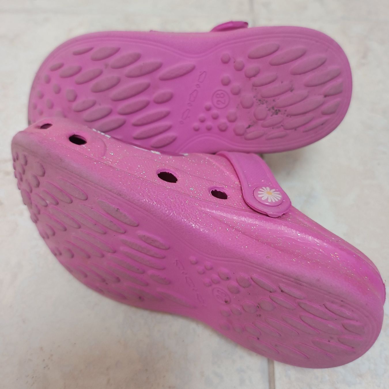 Dosenbach Scarpe per ragazze: Badeschuhe Mädchen Gr. 28 – Usato da Emmetten venduto da Hornberger 2