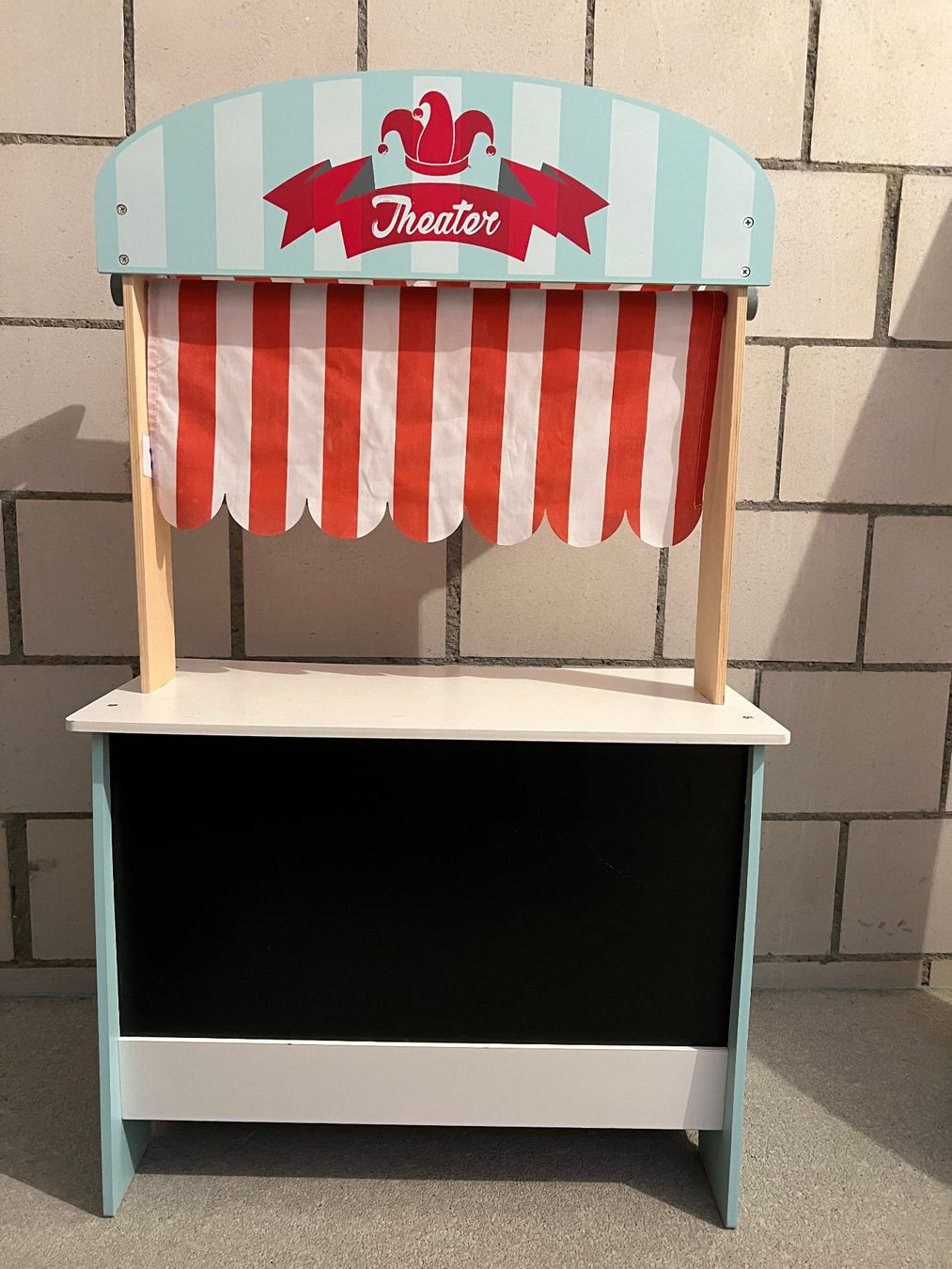 Jouets: Verkaufsladen/Theater – D'occasion à Othmarsingen par svetze 1