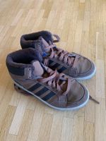 Baskets montantes Adidas, taille 31.