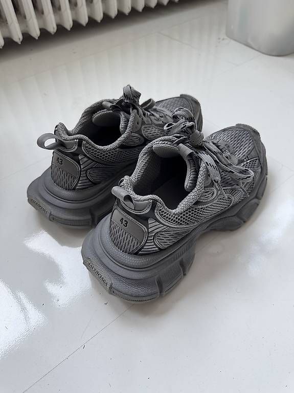 Balenciaga Scarpe da uomo: Balenciaga 3XL Sneakers – Usato da Zürich venduto da reg91 1