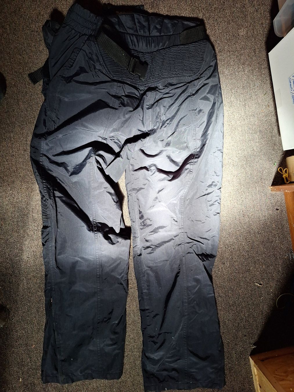 IXS Pantaloni: Motorradhose Gr XL – Usato da Wegenstetten venduto da mcfly321 1