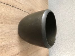 Cache pot