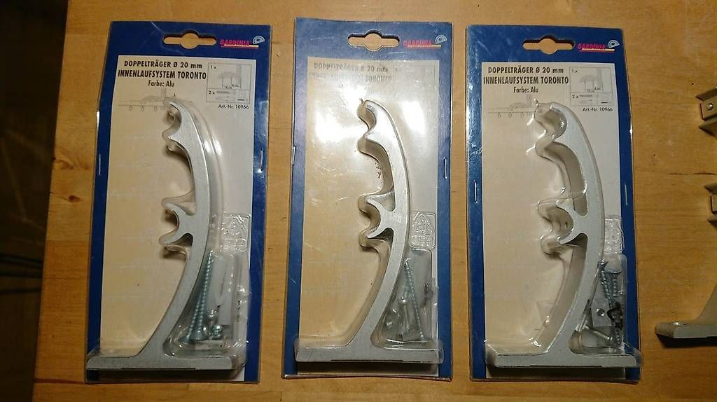 Altro per il bagno: Accessoires pour tringles à rideaux – Usato da Onex venduto da Geoff_GBS 1