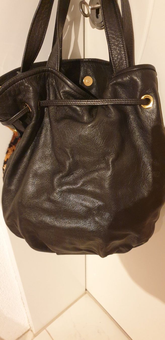 Taschen für Damen: Schultertasche echtes Leder – Neu (gemäss Beschreibung) aus Wettswil von the_jr6l 3