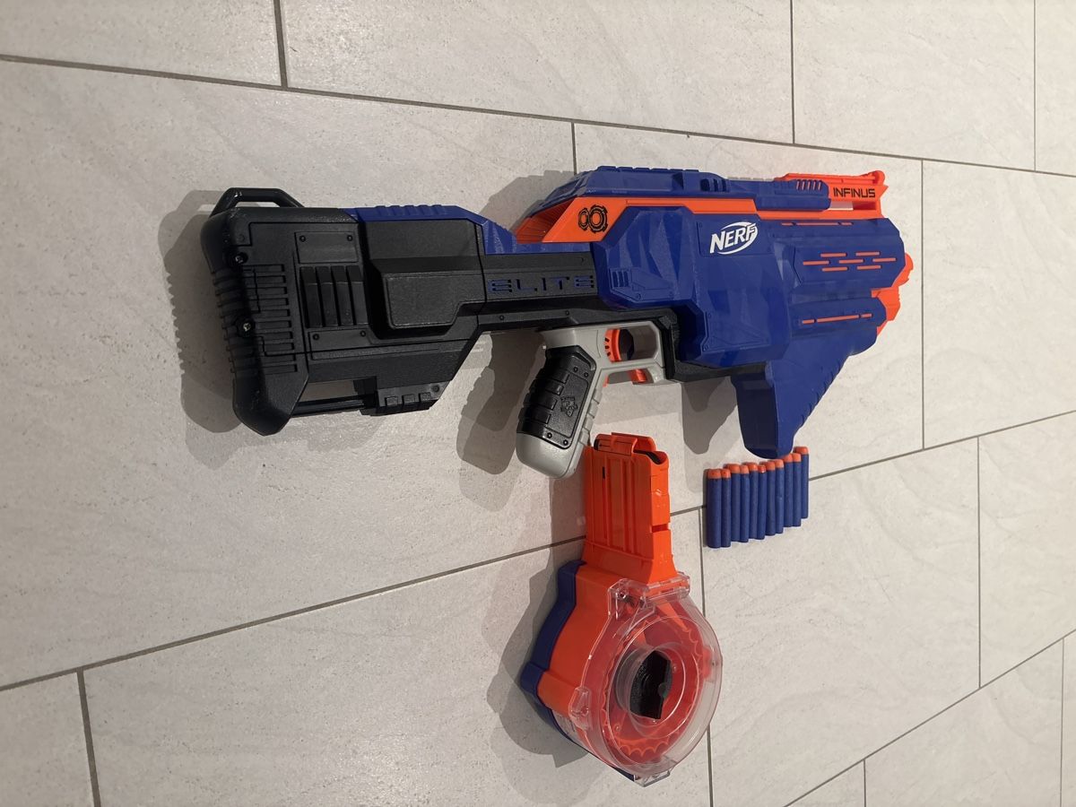 Nerf Jouets: Nerf Elite Infinus – D'occasion à Fällanden par kmu_np9w 1
