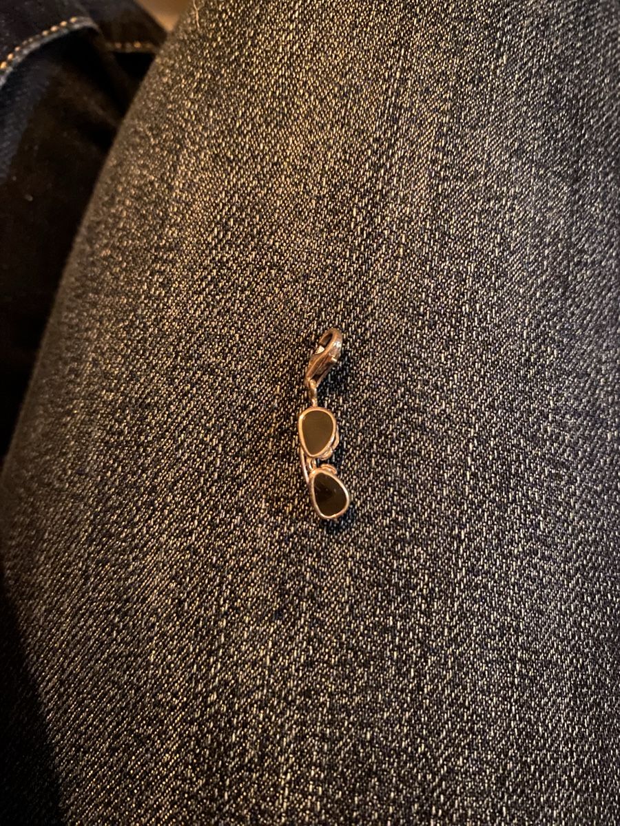 Thomas Sabo Anhänger: Thomas Sabo Charm Sonnenbrille – Gebraucht aus Muri AG von sonneblueme10