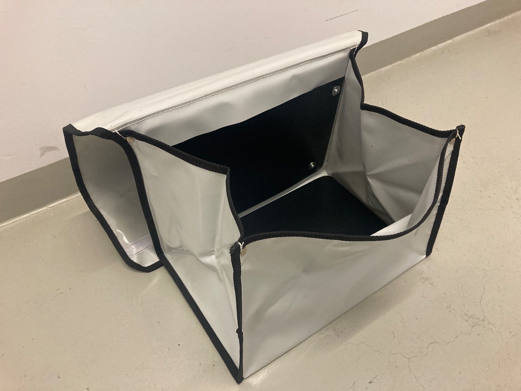 Pezzi di ricambio: Pöstlertasche, Zeitung/Briefe Tasche – Nuovo (secondo la descrizione) da Binningen venduto da 3zoepfli