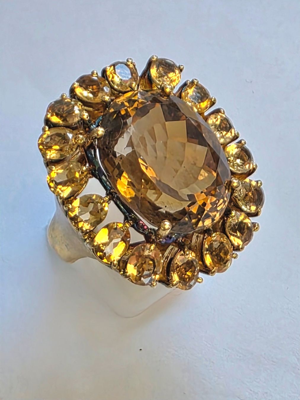 Bagues: Ring mit klaren hellen Citrinen Grösse 58 – Neuf (Voir description) à Zürich par Bieter04