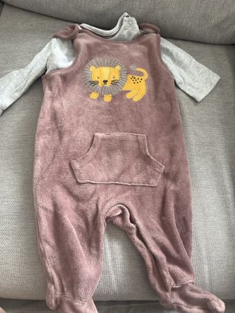 Tutina neonato C&A taglia 68