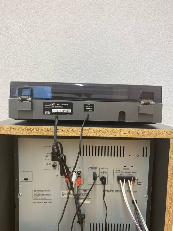 Retro Kassettenrekorder Mit Bluetooth - Tragbarer Stereo Player Aus Den 80ern