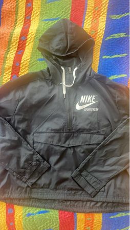 Nike Windrunner Jacke, Schwarz, Top Zustand, Grösse M