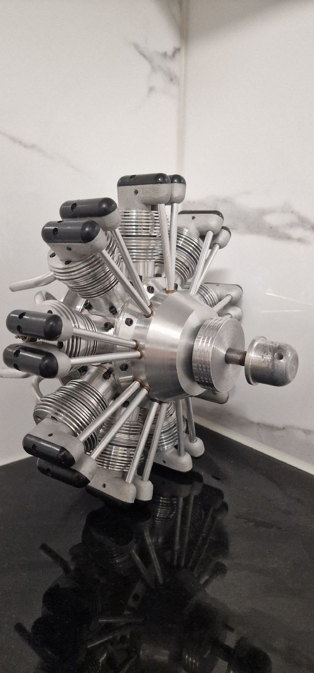 Modellismo RC: Technopower C Serie 9 Zylinder Sternmotor Flugmotor – Usato da Rorschacherberg venduto da proudschweiz