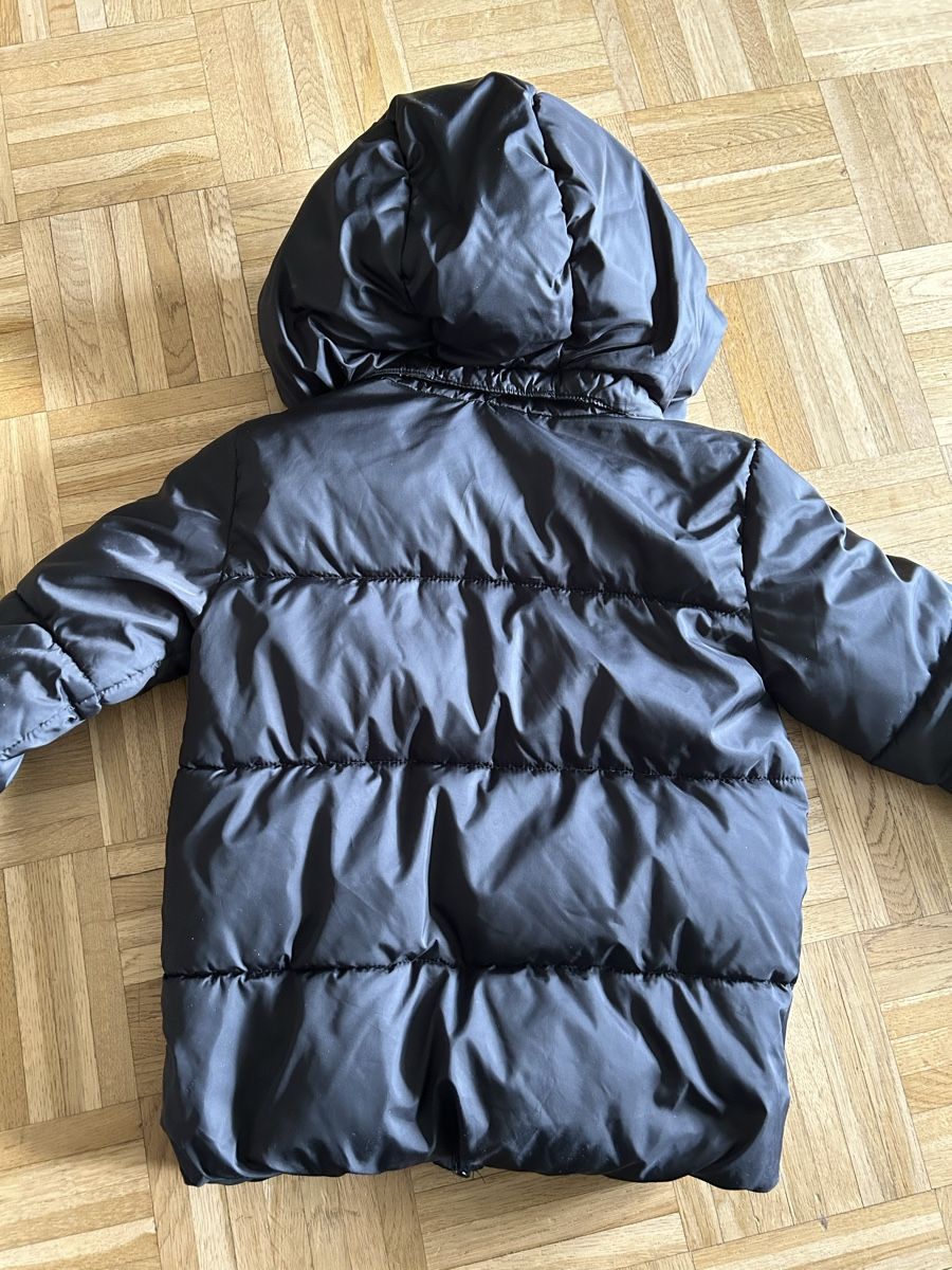 H&M Jacken & Mäntel: Doudoune H&M noire / taille 128 – Gebraucht aus Meyrin von Bronx86 5