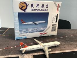 Herpa TransAsia Airways Airbus A321-100, 1:500, Neuwertig!