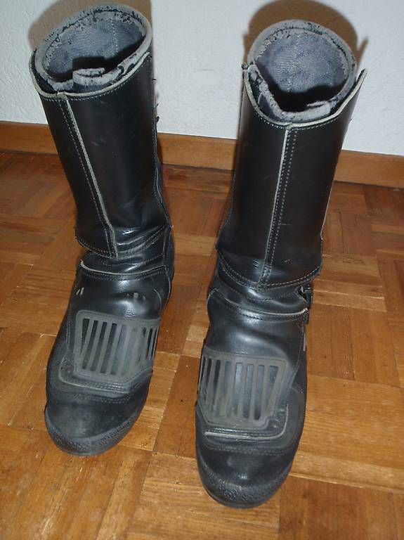Chaussures hommes: Motorrad Stiefel Grösse 40 – D'occasion à Chur par fitundheil