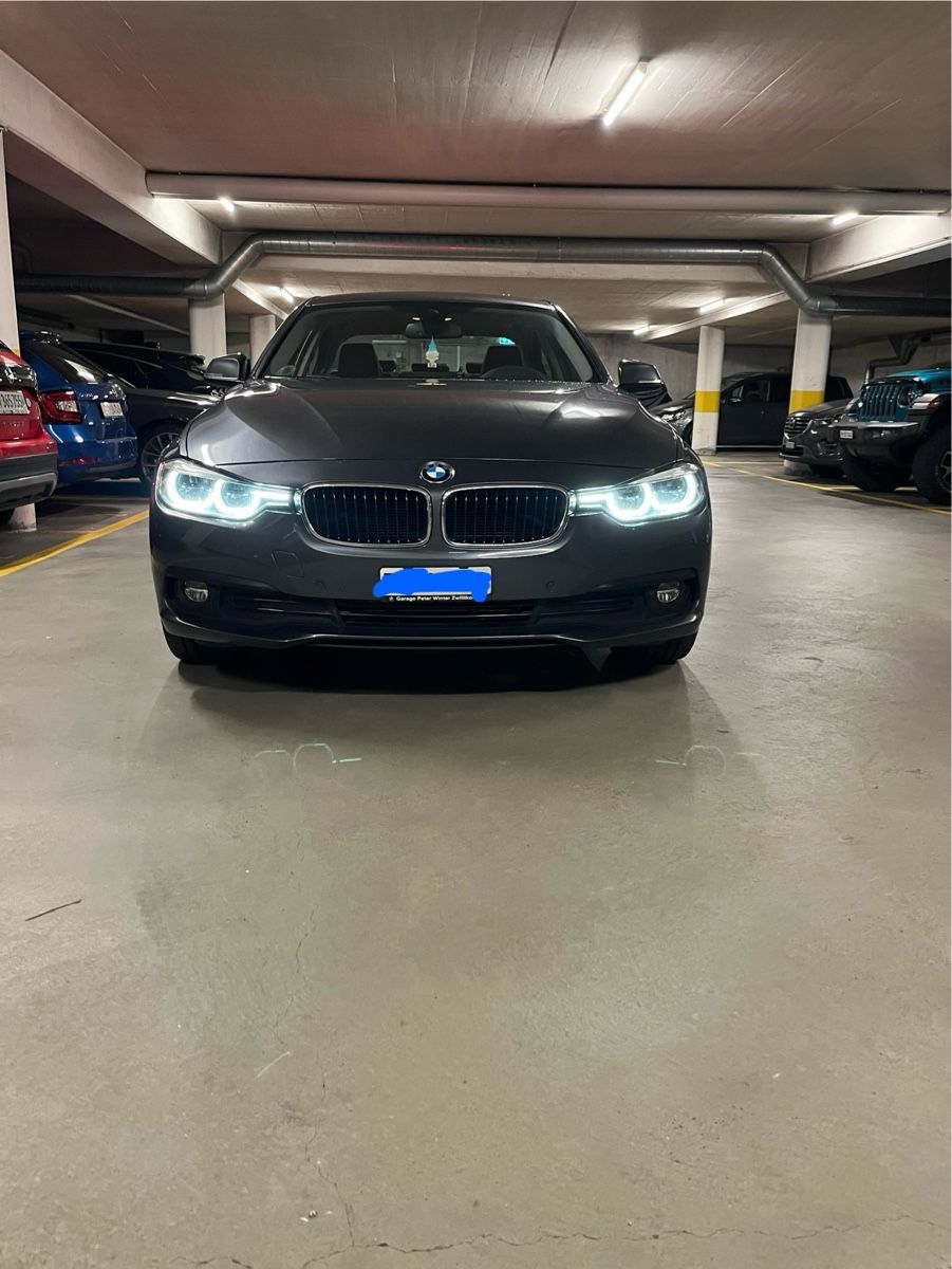 BMW Automobili: BMW 320xDrive Steptronic – Usato da Tagelswangen venduto da ardi1 1