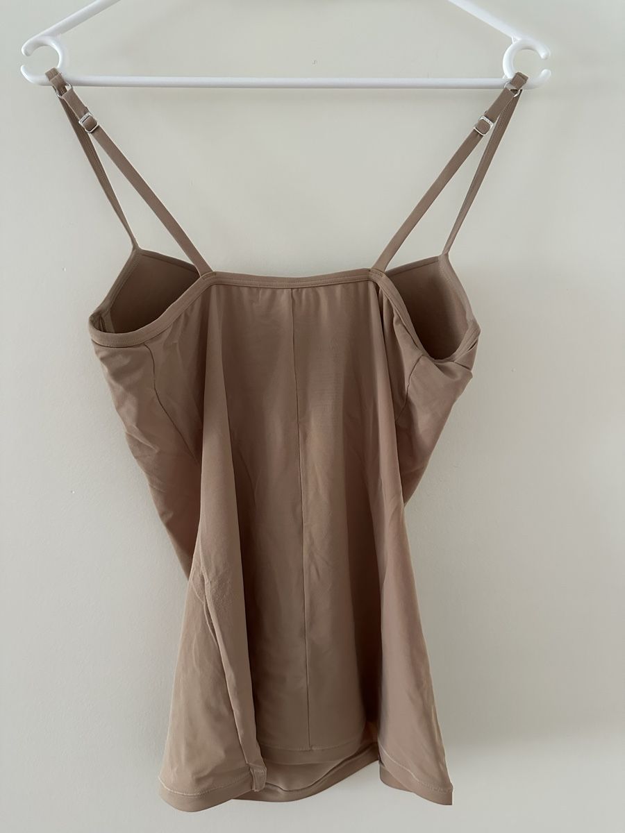 Hanro Autres dessous: Hanro Spaghetti Top nude – D'occasion à Trimbach par Goldchild_8 1