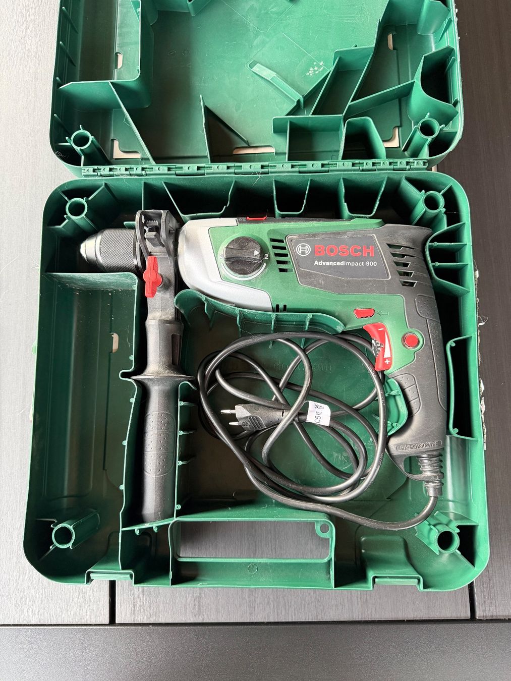 Bosch Trapani: Bosch AdvancedImpact 900 Schlagbohrer + Bohrer – Usato da Walenstadt venduto da mdr_jl6h 1