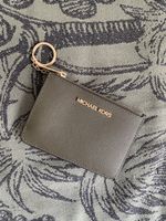 Porte-cartes Michael Kors ✨vert kaki avec porte-clés neuf