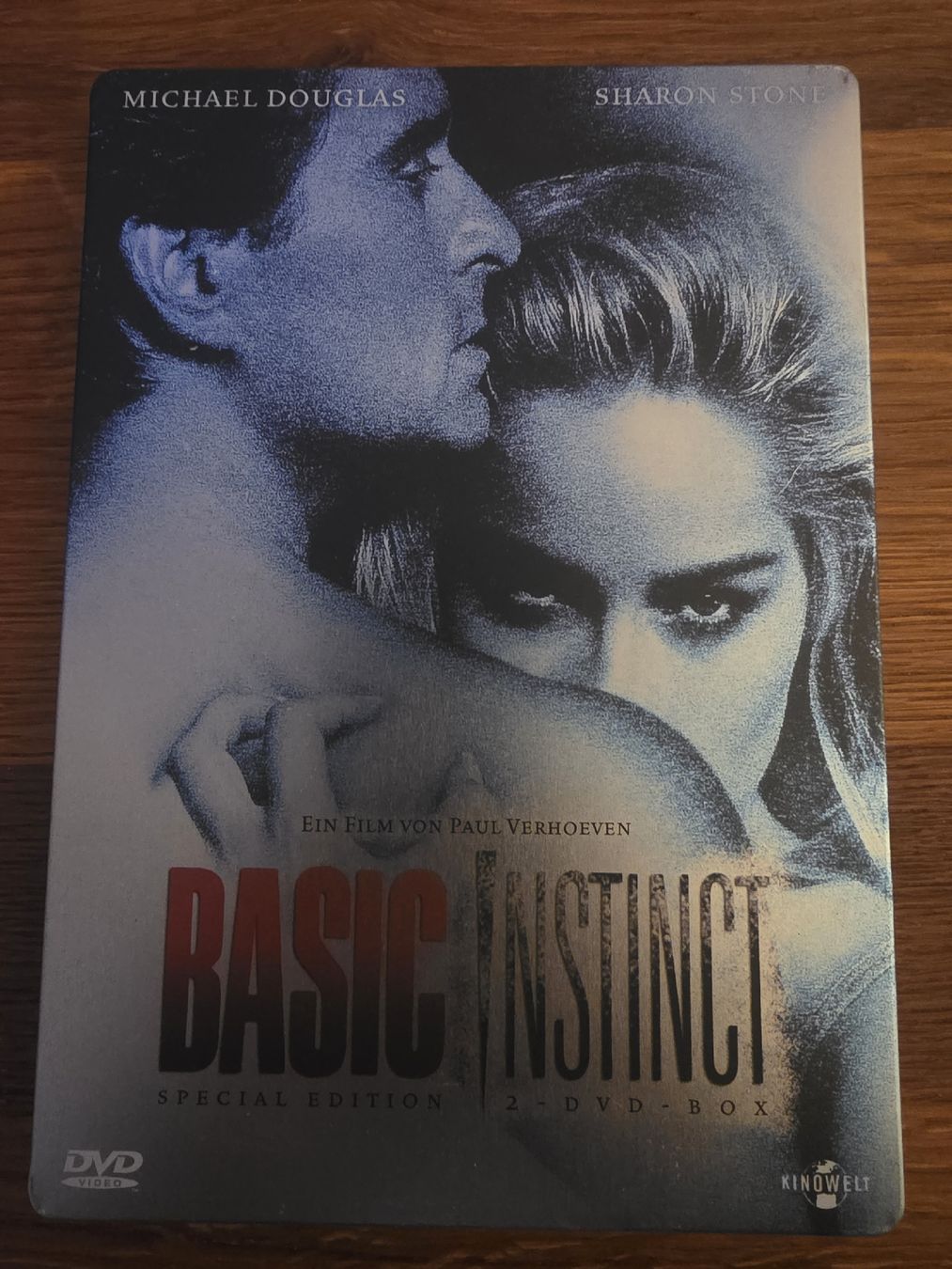 Tutti i DVDs: Basic Instinct - Special steelbook Edition - 2-DVD Box – Usato da Zürich venduto da TimZurich1