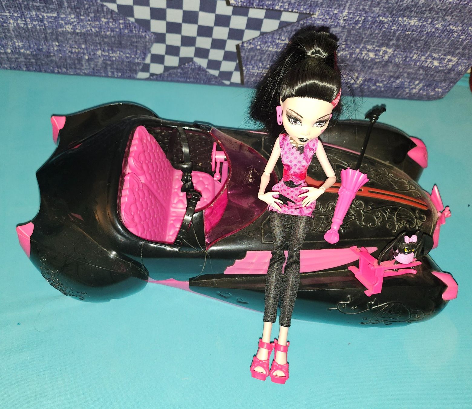 Puppen: Monster High: Draculaura & Car – Gebraucht aus Thun von Shame 2
