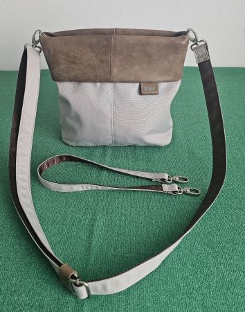 *zwei * Umhängetasche oder Handtasche