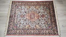 Magnifique tapis signé