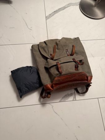 Schweizer Militär Rucksack mit Regenhaube
