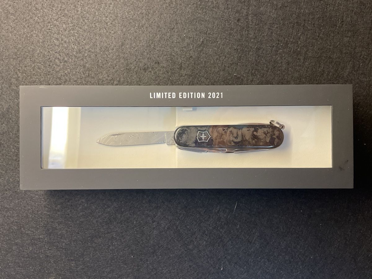 Victorinox Taschenmesser: Victorinox – Neu und originalverpackt aus Basel von ong72