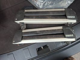 Set de porte-ski pour barres de toit THULE
