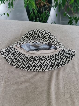 Trendiger Bucket Hat mit Muster