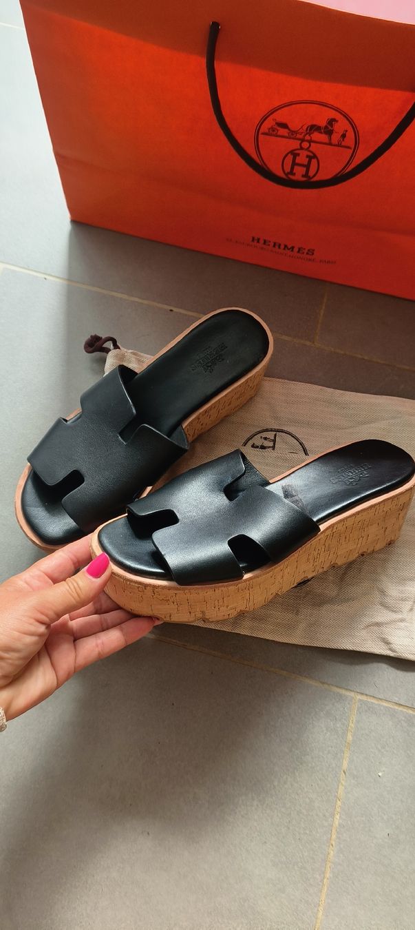 Scarpe da donna: Hermes EZE 30 Sandalen  – Usato da Beringen venduto da Holly.80 1
