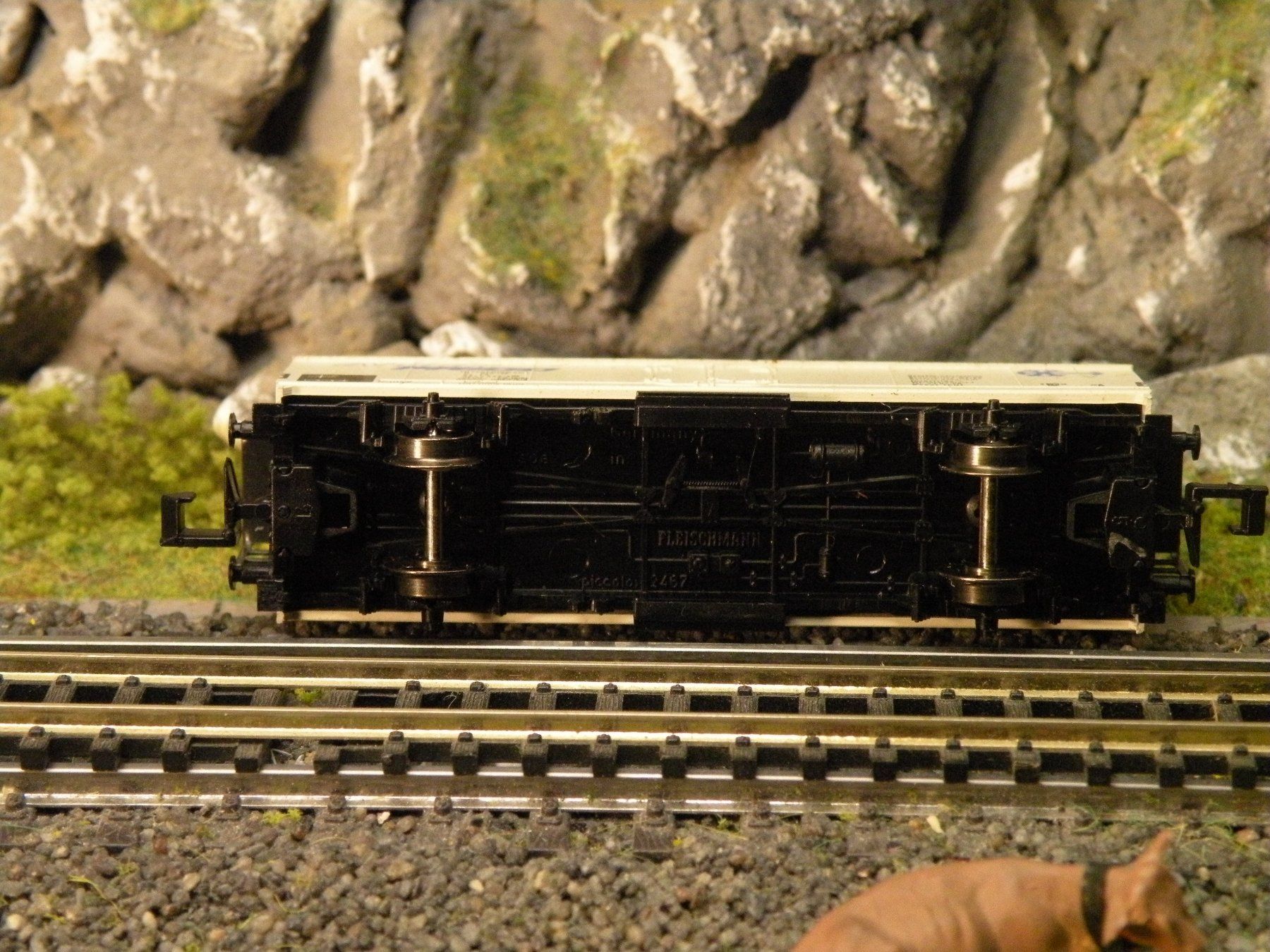 Fleischmann Modellini di ferrovie: Kühlwagen 324 – Usato da Steffisburg venduto da loki36 2