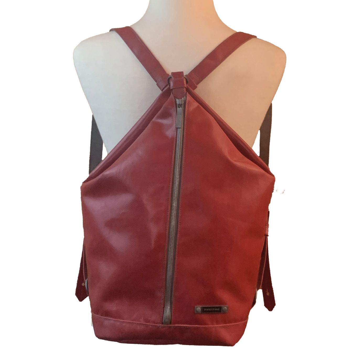 Freitag Rucksäcke: FREITAG REFERENCE R123 WOOLF BACKPACK Rucksack Tasche Rot – Gebraucht aus Chalais von Decoarts.art