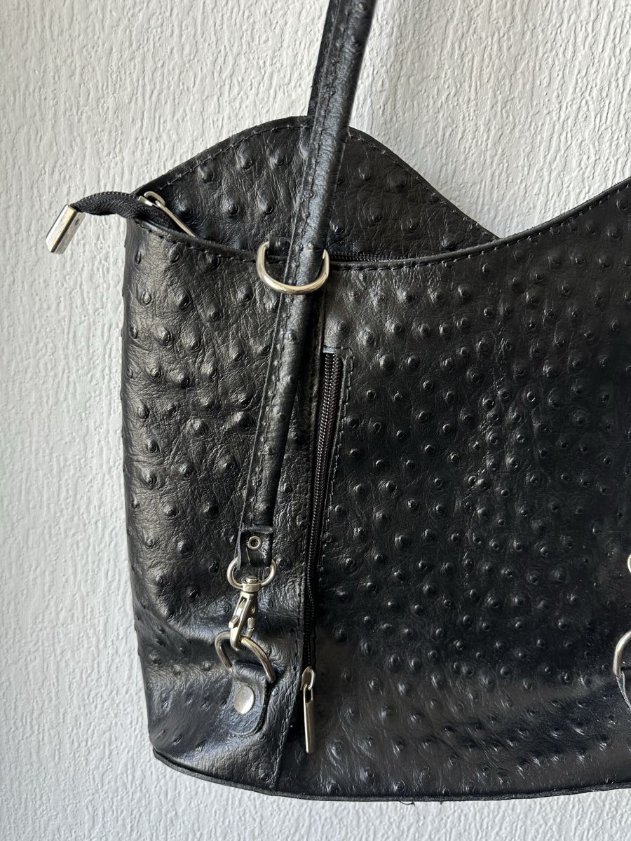 Sacs femmes: Sac à main noir en cuir à reliefs – D'occasion à Yverdon-les-Bains par Laureetlargent 2