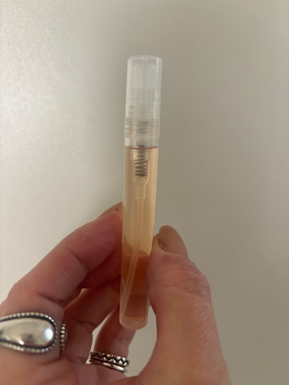 Profumi & Eau de Toilette: Sens Milestone EDP 5ML (Sans Merci Givenchy Clone) – Usato da Zürich venduto da deruja 1