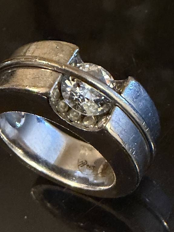 Anelli: Ancienne bague or blanc 750 et diamant – Usato da montreux venduto da Always-Good