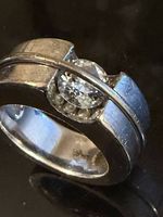 Ancienne bague or blanc 750 et diamant