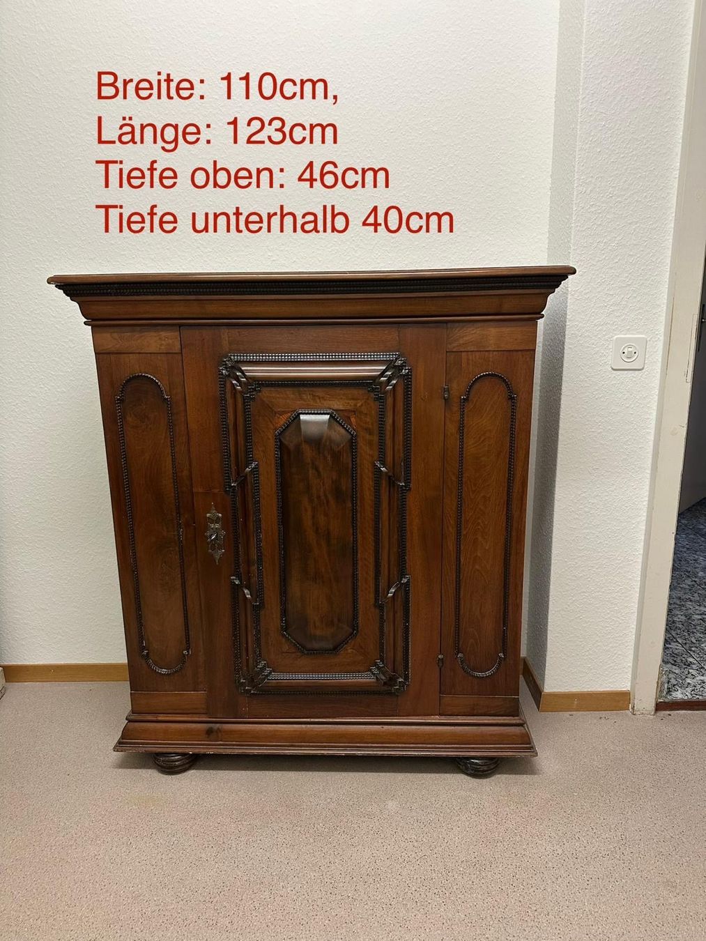 Cassettiere: Antikes Vertiko / Halbschrank (wohl 1900) – Usato da Muri b. Bern venduto da ben_7qzc 6