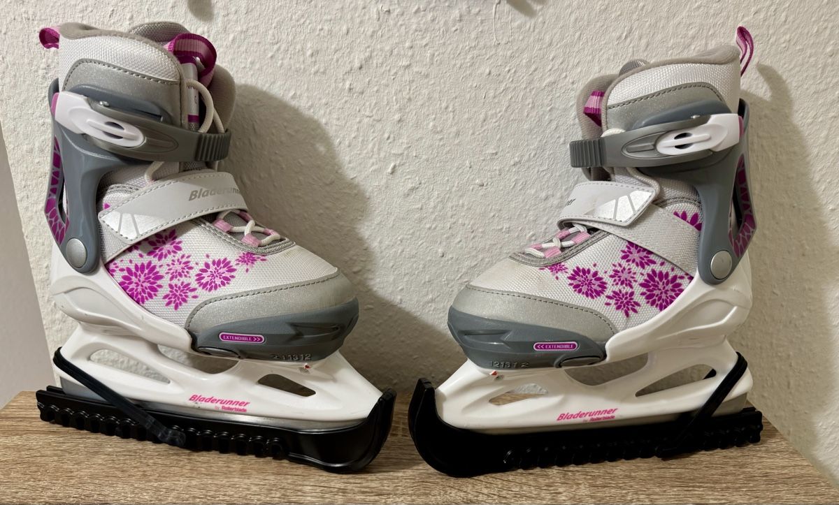 Decathlon Pattini da ghiaccio: Patins à glace réglable Bladerunner 29-34 – Usato da Genève venduto da AS27 1