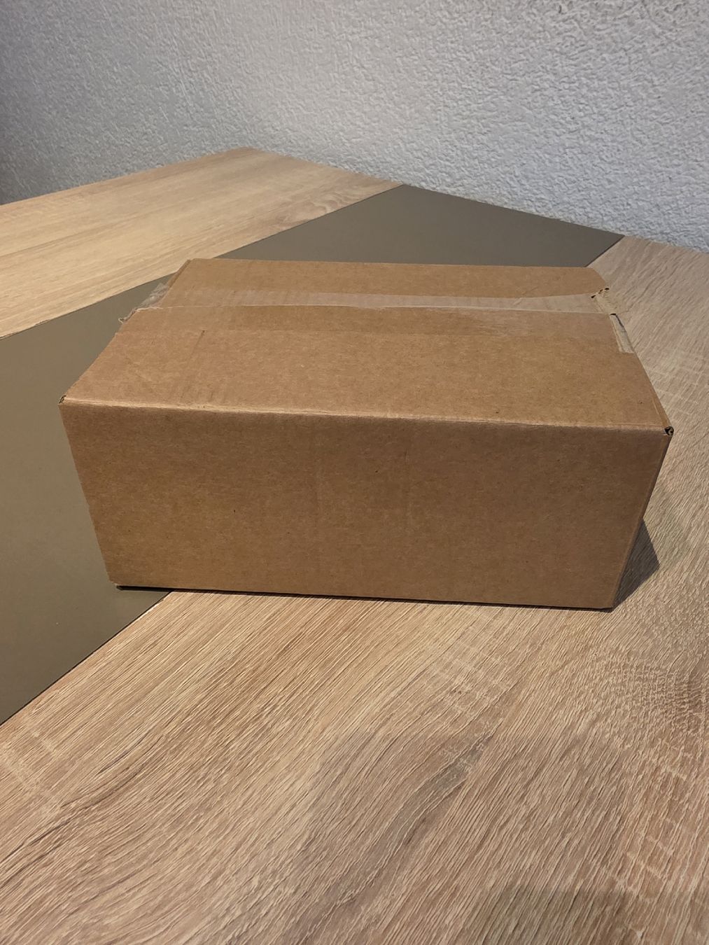 Sonstige Dekorationen & Accessoires: Mistery Box /Überraschungs Box klein – Gebraucht aus Madiswil von Sandraho