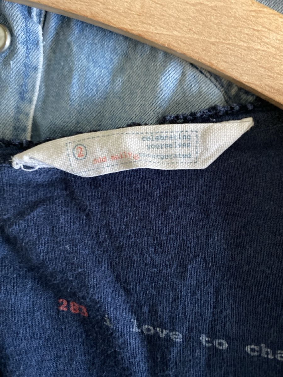 Odd Molly Top: Dunkelblaues Langarmshirt mit Rosenmuster, Grösse m – Usato da Nänikon venduto da Hannelorete 2