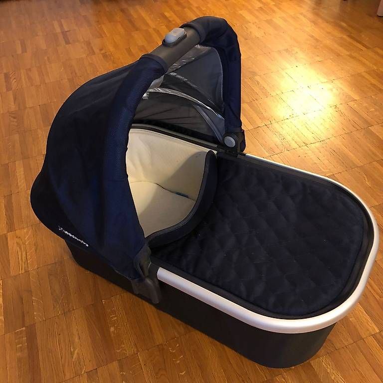 Marsupi portabebè: UppaBaby Vista Babyschale / Wanne – Usato da Bern venduto da Liselotte07 4