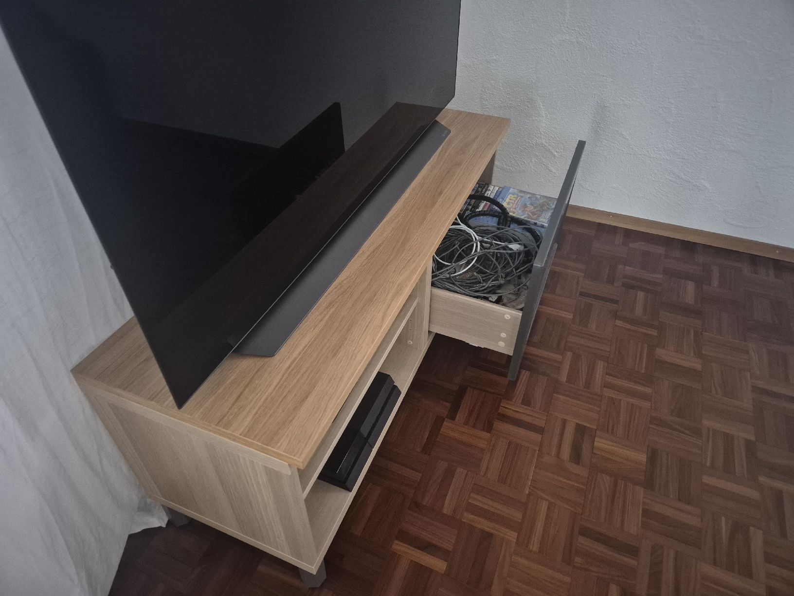 Ikea TV Möbel: TV-Möbel/Sideboard Ikea – Gebraucht aus Neftenbach von pnp_p22x 1